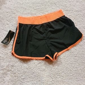 Sofra athletic shorts| Size M| Nwt
